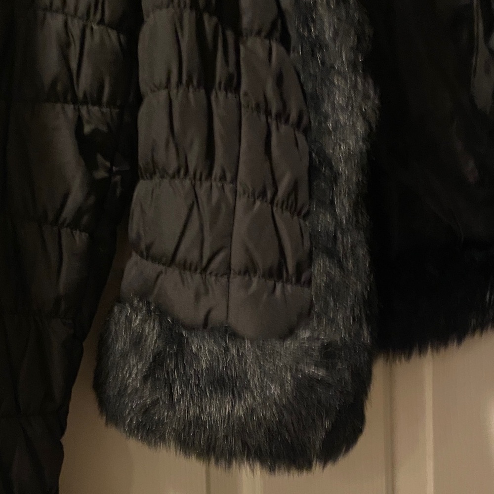 Sugarfly Quilted Heavy Cropped Jacket with Faux Fur VINTAGE - Size Small - Picture 5 of 7